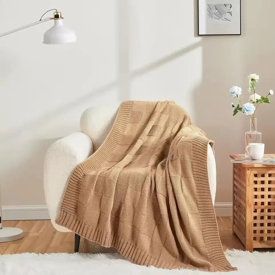 Knitted Throw Blanket with Textured Pattern and Ribbed Edges