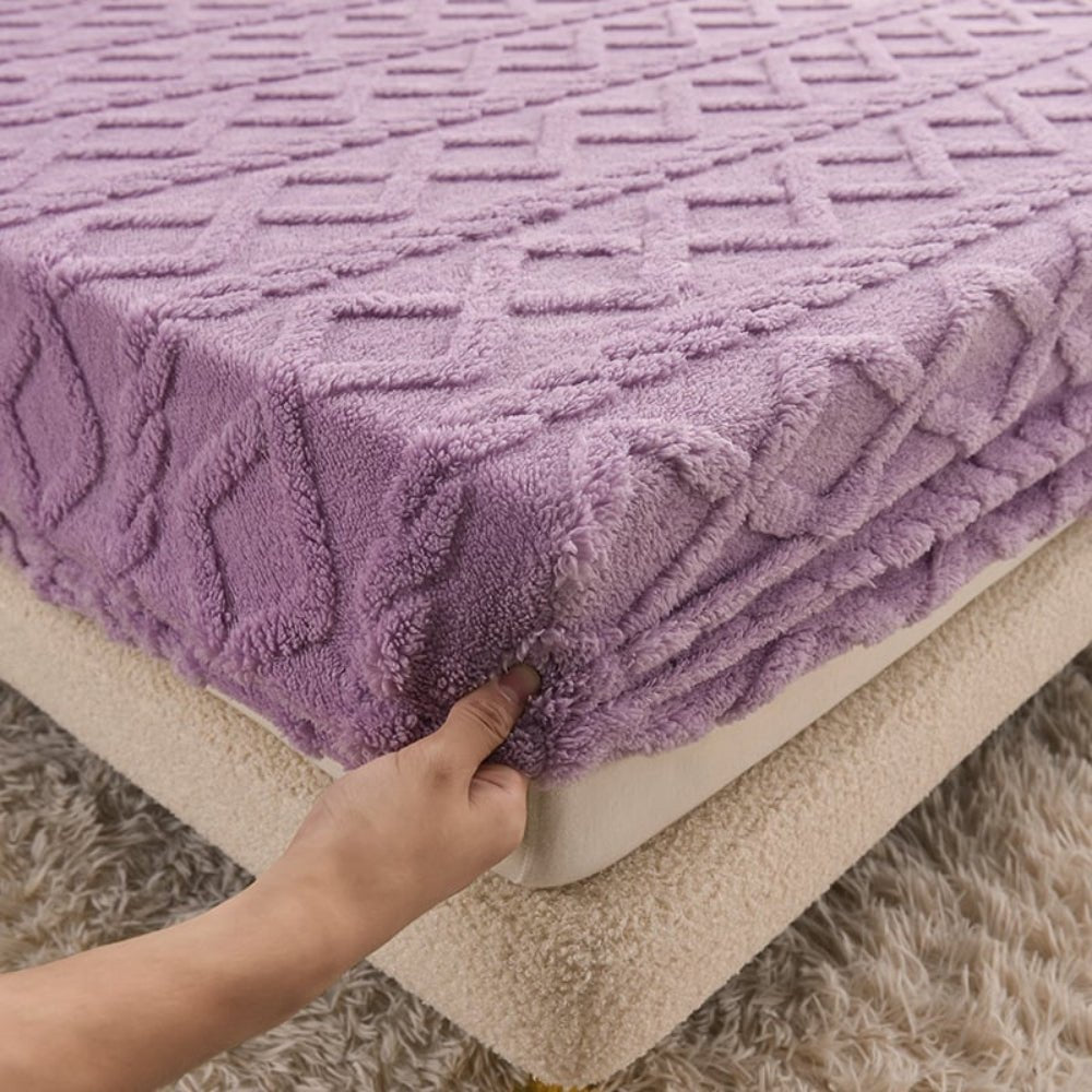 Velvet Mattress Protector with Fitted Skirt for Bed Protection