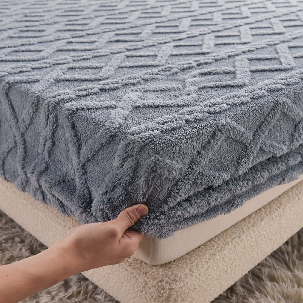Velvet Mattress Protector with Fitted Skirt for Bed Protection