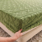 Velvet Mattress Protector with Fitted Skirt for Bed Protection