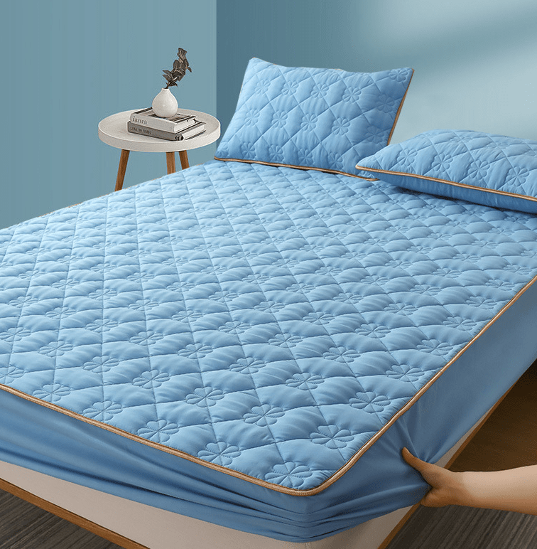 Quilted Mattress Topper Protector with Fitted Skirt for Bed